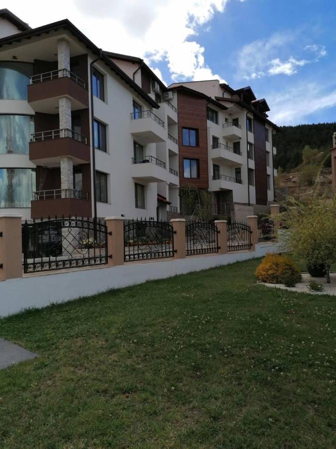 Арт Мезонет Salem Apartment Velingrad Exterior photo